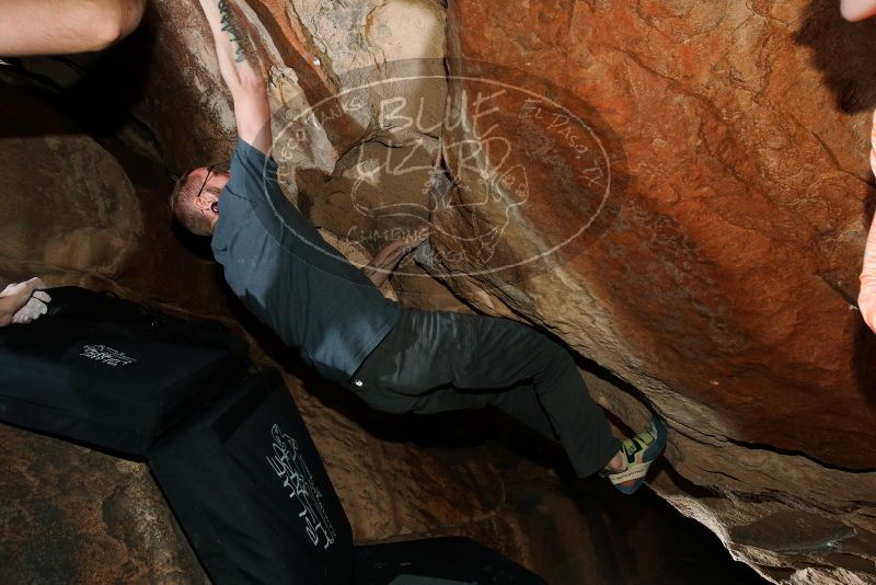 Bouldering in Hueco Tanks on 01/14/2019 with Blue Lizard Climbing and Yoga

Filename: SRM_20190114_1304470.jpg
Aperture: f/8.0
Shutter Speed: 1/250
Body: Canon EOS-1D Mark II
Lens: Canon EF 16-35mm f/2.8 L