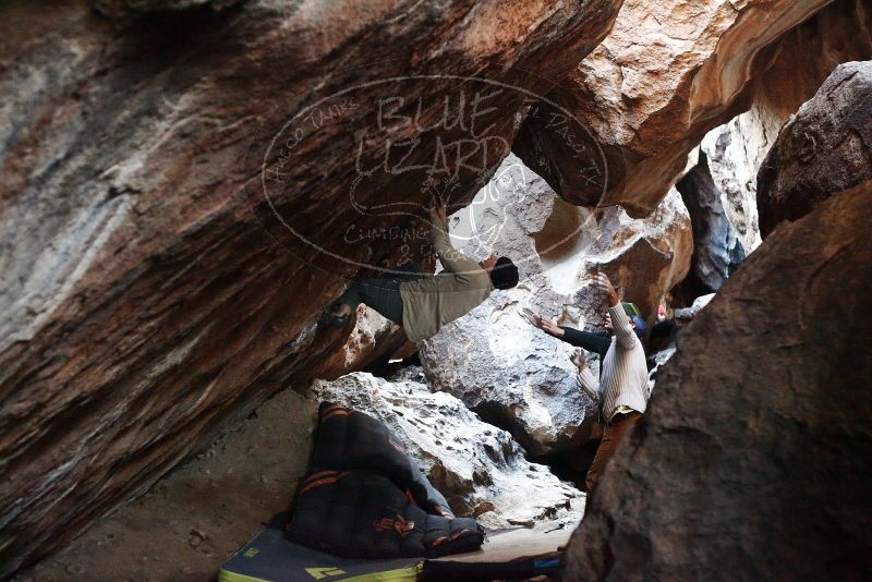 Bouldering in Hueco Tanks on 01/18/2019 with Blue Lizard Climbing and Yoga

Filename: SRM_20190118_1612140.jpg
Aperture: f/3.5
Shutter Speed: 1/160
Body: Canon EOS-1D Mark II
Lens: Canon EF 50mm f/1.8 II