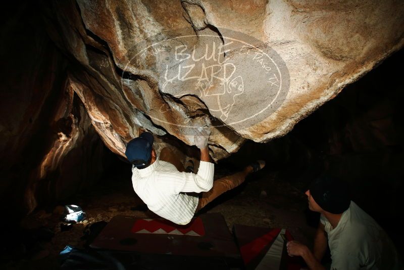 Bouldering in Hueco Tanks on 01/18/2019 with Blue Lizard Climbing and Yoga

Filename: SRM_20190118_1519000.jpg
Aperture: f/8.0
Shutter Speed: 1/250
Body: Canon EOS-1D Mark II
Lens: Canon EF 16-35mm f/2.8 L