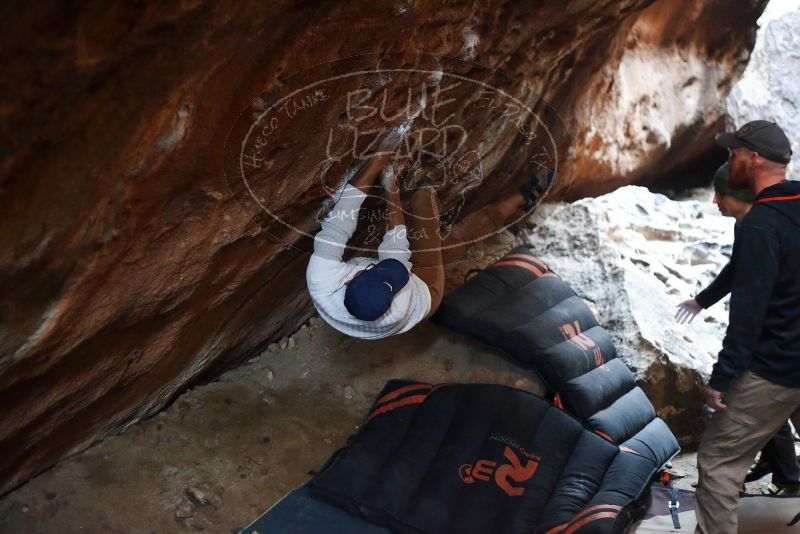 Bouldering in Hueco Tanks on 01/18/2019 with Blue Lizard Climbing and Yoga

Filename: SRM_20190118_1602050.jpg
Aperture: f/2.2
Shutter Speed: 1/125
Body: Canon EOS-1D Mark II
Lens: Canon EF 50mm f/1.8 II