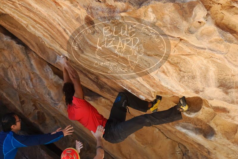 Bouldering in Hueco Tanks on 01/19/2019 with Blue Lizard Climbing and Yoga

Filename: SRM_20190119_1443230.jpg
Aperture: f/4.5
Shutter Speed: 1/320
Body: Canon EOS-1D Mark II
Lens: Canon EF 50mm f/1.8 II