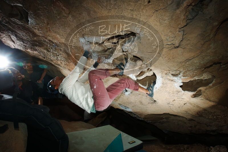 Bouldering in Hueco Tanks on 01/19/2019 with Blue Lizard Climbing and Yoga

Filename: SRM_20190119_1649520.jpg
Aperture: f/8.0
Shutter Speed: 1/250
Body: Canon EOS-1D Mark II
Lens: Canon EF 16-35mm f/2.8 L