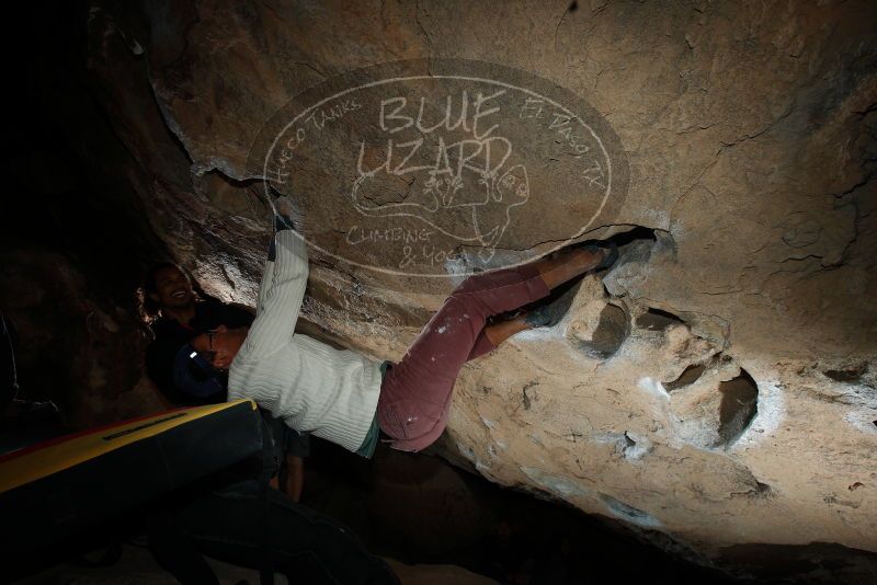 Bouldering in Hueco Tanks on 01/19/2019 with Blue Lizard Climbing and Yoga

Filename: SRM_20190119_1650010.jpg
Aperture: f/8.0
Shutter Speed: 1/250
Body: Canon EOS-1D Mark II
Lens: Canon EF 16-35mm f/2.8 L