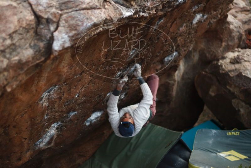 Bouldering in Hueco Tanks on 01/19/2019 with Blue Lizard Climbing and Yoga

Filename: SRM_20190119_1825430.jpg
Aperture: f/2.0
Shutter Speed: 1/250
Body: Canon EOS-1D Mark II
Lens: Canon EF 50mm f/1.8 II