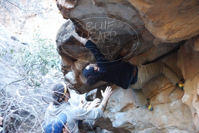 Bouldering in Hueco Tanks on 01/20/2019 with Blue Lizard Climbing and Yoga

Filename: SRM_20190120_1138390.jpg
Aperture: f/2.5
Shutter Speed: 1/200
Body: Canon EOS-1D Mark II
Lens: Canon EF 50mm f/1.8 II