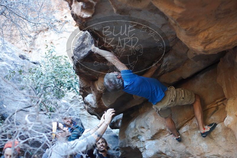 Bouldering in Hueco Tanks on 01/20/2019 with Blue Lizard Climbing and Yoga

Filename: SRM_20190120_1147390.jpg
Aperture: f/2.8
Shutter Speed: 1/250
Body: Canon EOS-1D Mark II
Lens: Canon EF 50mm f/1.8 II