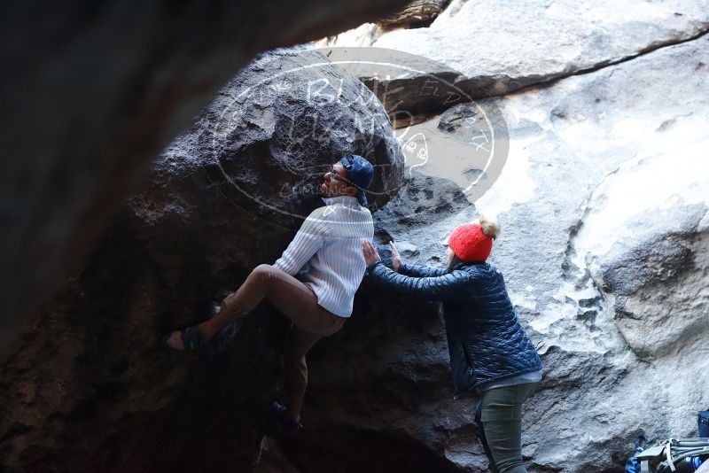 Bouldering in Hueco Tanks on 01/20/2019 with Blue Lizard Climbing and Yoga

Filename: SRM_20190120_1319340.jpg
Aperture: f/3.5
Shutter Speed: 1/200
Body: Canon EOS-1D Mark II
Lens: Canon EF 50mm f/1.8 II