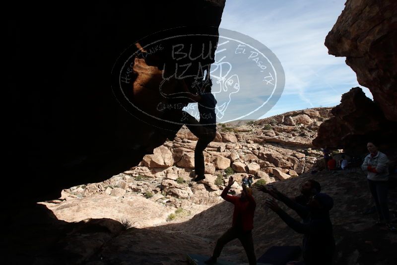 Bouldering in Hueco Tanks on 01/20/2019 with Blue Lizard Climbing and Yoga

Filename: SRM_20190120_1434390.jpg
Aperture: f/8.0
Shutter Speed: 1/250
Body: Canon EOS-1D Mark II
Lens: Canon EF 16-35mm f/2.8 L