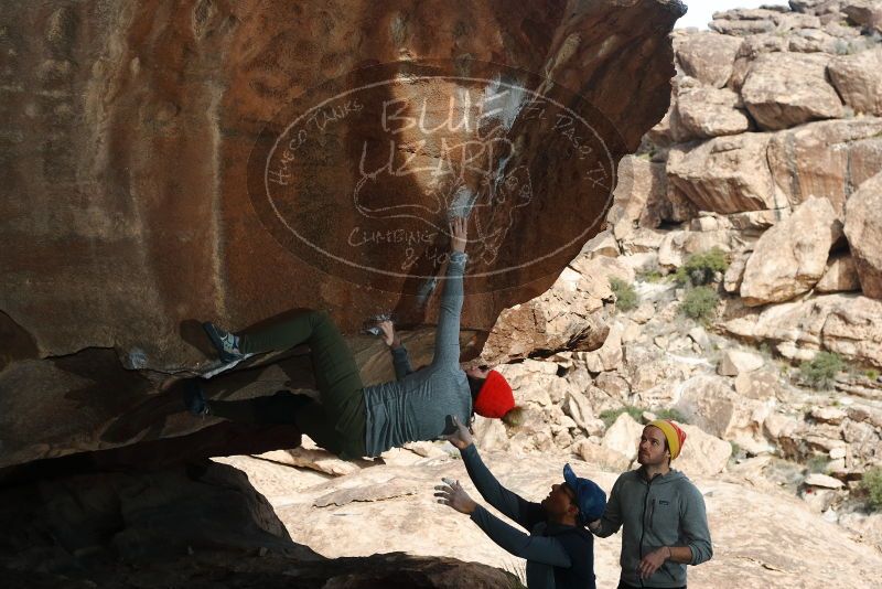 Bouldering in Hueco Tanks on 01/20/2019 with Blue Lizard Climbing and Yoga

Filename: SRM_20190120_1448180.jpg
Aperture: f/6.3
Shutter Speed: 1/250
Body: Canon EOS-1D Mark II
Lens: Canon EF 50mm f/1.8 II