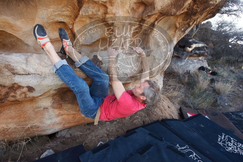 Bouldering in Hueco Tanks on 01/21/2019 with Blue Lizard Climbing and Yoga

Filename: SRM_20190121_1105230.jpg
Aperture: f/6.3
Shutter Speed: 1/250
Body: Canon EOS-1D Mark II
Lens: Canon EF 16-35mm f/2.8 L