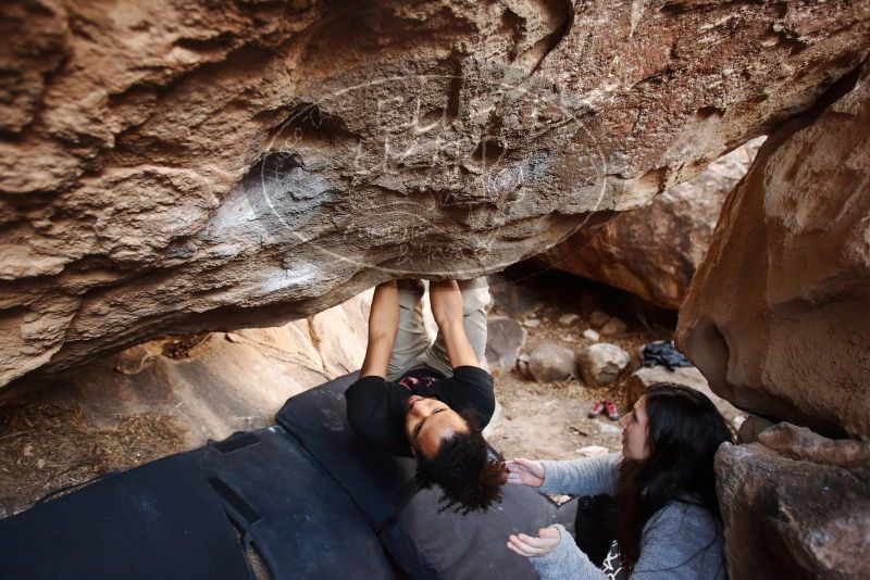 Bouldering in Hueco Tanks on 01/21/2019 with Blue Lizard Climbing and Yoga

Filename: SRM_20190121_1314190.jpg
Aperture: f/3.2
Shutter Speed: 1/200
Body: Canon EOS-1D Mark II
Lens: Canon EF 16-35mm f/2.8 L