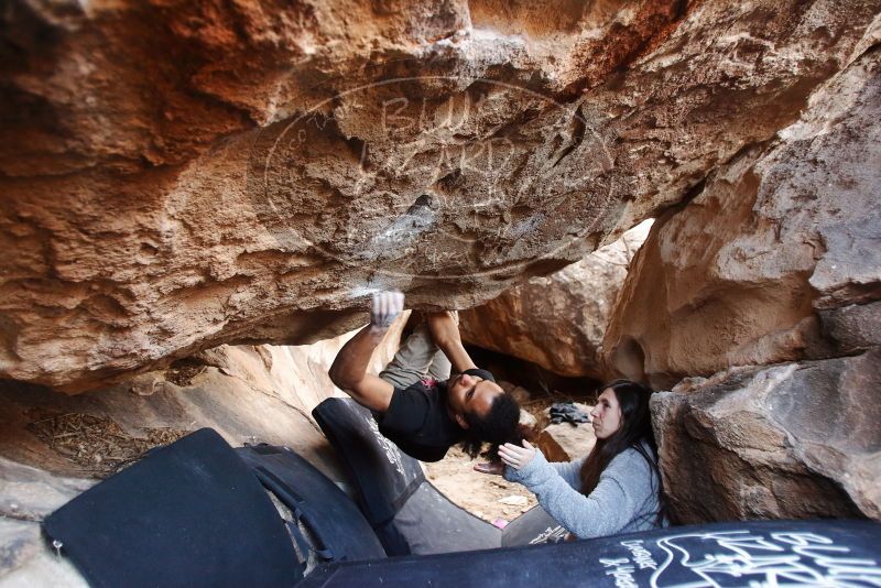 Bouldering in Hueco Tanks on 01/21/2019 with Blue Lizard Climbing and Yoga

Filename: SRM_20190121_1318500.jpg
Aperture: f/3.2
Shutter Speed: 1/200
Body: Canon EOS-1D Mark II
Lens: Canon EF 16-35mm f/2.8 L