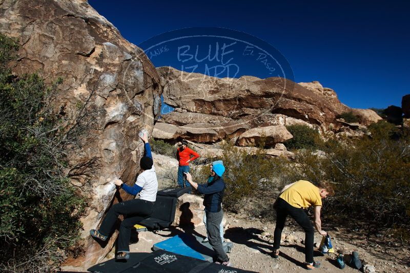 Bouldering in Hueco Tanks on 01/26/2019 with Blue Lizard Climbing and Yoga

Filename: SRM_20190126_1056290.jpg
Aperture: f/8.0
Shutter Speed: 1/250
Body: Canon EOS-1D Mark II
Lens: Canon EF 16-35mm f/2.8 L