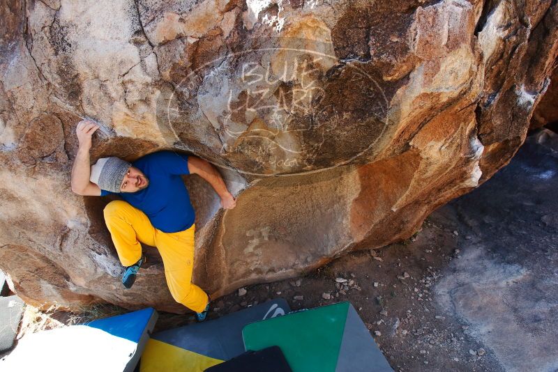 Bouldering in Hueco Tanks on 01/26/2019 with Blue Lizard Climbing and Yoga

Filename: SRM_20190126_1108490.jpg
Aperture: f/5.6
Shutter Speed: 1/250
Body: Canon EOS-1D Mark II
Lens: Canon EF 16-35mm f/2.8 L