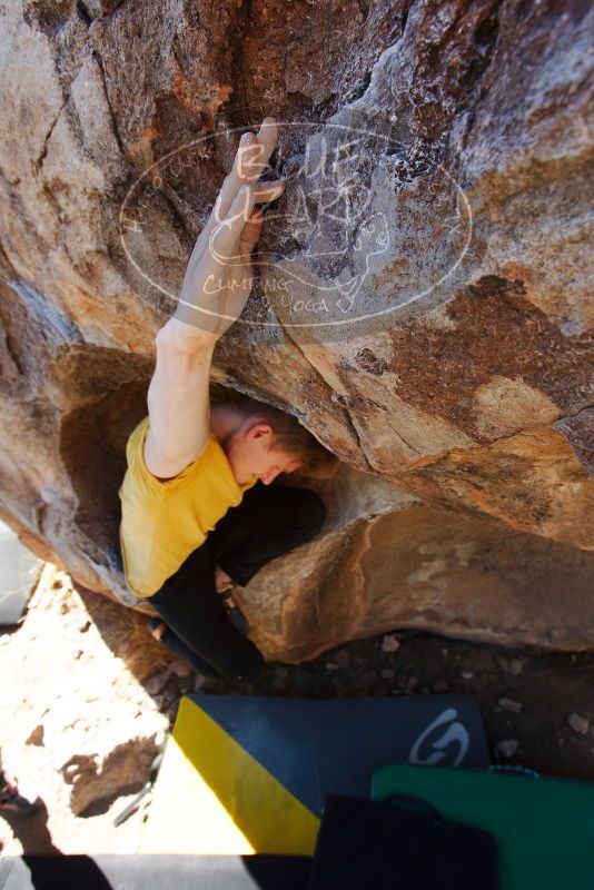 Bouldering in Hueco Tanks on 01/26/2019 with Blue Lizard Climbing and Yoga

Filename: SRM_20190126_1113330.jpg
Aperture: f/6.3
Shutter Speed: 1/250
Body: Canon EOS-1D Mark II
Lens: Canon EF 16-35mm f/2.8 L