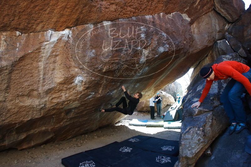 Bouldering in Hueco Tanks on 01/26/2019 with Blue Lizard Climbing and Yoga

Filename: SRM_20190126_1352060.jpg
Aperture: f/5.0
Shutter Speed: 1/250
Body: Canon EOS-1D Mark II
Lens: Canon EF 16-35mm f/2.8 L