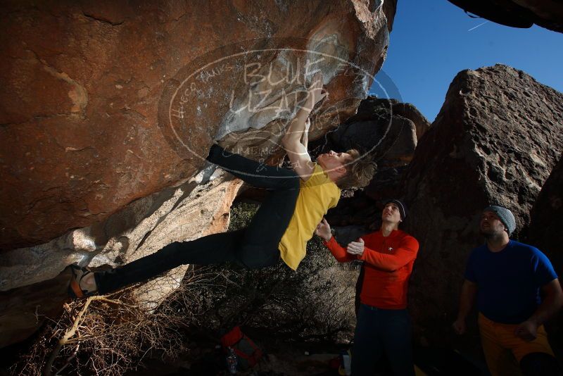 Bouldering in Hueco Tanks on 01/26/2019 with Blue Lizard Climbing and Yoga

Filename: SRM_20190126_1610160.jpg
Aperture: f/6.3
Shutter Speed: 1/250
Body: Canon EOS-1D Mark II
Lens: Canon EF 16-35mm f/2.8 L