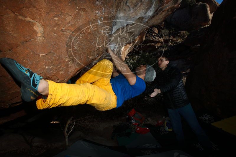 Bouldering in Hueco Tanks on 01/26/2019 with Blue Lizard Climbing and Yoga

Filename: SRM_20190126_1700560.jpg
Aperture: f/6.3
Shutter Speed: 1/250
Body: Canon EOS-1D Mark II
Lens: Canon EF 16-35mm f/2.8 L