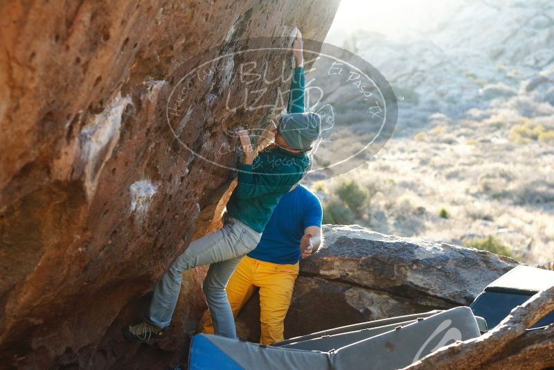 Bouldering in Hueco Tanks on 01/26/2019 with Blue Lizard Climbing and Yoga

Filename: SRM_20190126_1759120.jpg
Aperture: f/3.5
Shutter Speed: 1/250
Body: Canon EOS-1D Mark II
Lens: Canon EF 50mm f/1.8 II