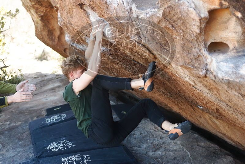 Bouldering in Hueco Tanks on 01/27/2019 with Blue Lizard Climbing and Yoga

Filename: SRM_20190127_1155410.jpg
Aperture: f/3.2
Shutter Speed: 1/320
Body: Canon EOS-1D Mark II
Lens: Canon EF 50mm f/1.8 II