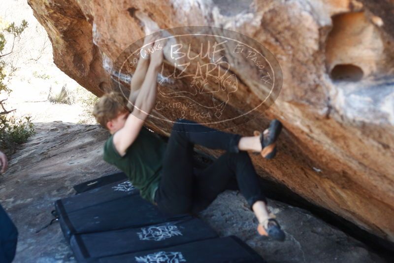 Bouldering in Hueco Tanks on 01/27/2019 with Blue Lizard Climbing and Yoga

Filename: SRM_20190127_1250150.jpg
Aperture: f/3.2
Shutter Speed: 1/500
Body: Canon EOS-1D Mark II
Lens: Canon EF 50mm f/1.8 II