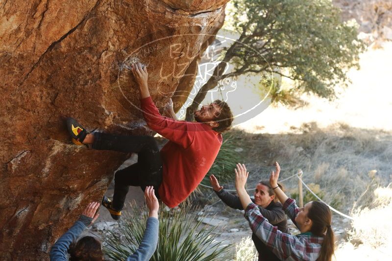 Bouldering in Hueco Tanks on 02/03/2019 with Blue Lizard Climbing and Yoga

Filename: SRM_20190203_1330070.jpg
Aperture: f/4.0
Shutter Speed: 1/250
Body: Canon EOS-1D Mark II
Lens: Canon EF 50mm f/1.8 II