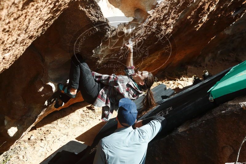 Bouldering in Hueco Tanks on 02/03/2019 with Blue Lizard Climbing and Yoga

Filename: SRM_20190203_1526120.jpg
Aperture: f/5.6
Shutter Speed: 1/1000
Body: Canon EOS-1D Mark II
Lens: Canon EF 50mm f/1.8 II