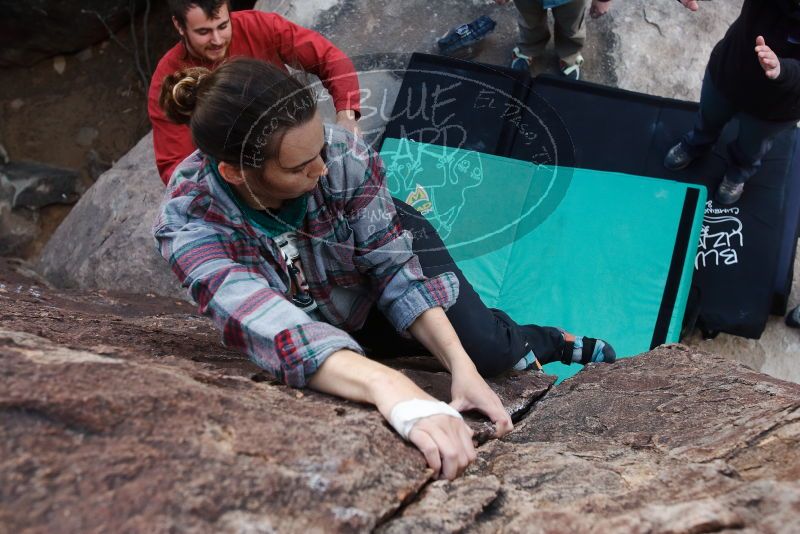 Bouldering in Hueco Tanks on 02/03/2019 with Blue Lizard Climbing and Yoga

Filename: SRM_20190203_1653550.jpg
Aperture: f/5.6
Shutter Speed: 1/250
Body: Canon EOS-1D Mark II
Lens: Canon EF 16-35mm f/2.8 L