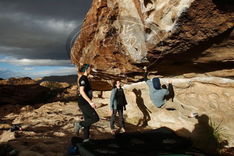 Bouldering in Hueco Tanks on 02/03/2019 with Blue Lizard Climbing and Yoga

Filename: SRM_20190203_1723590.jpg
Aperture: f/8.0
Shutter Speed: 1/320
Body: Canon EOS-1D Mark II
Lens: Canon EF 16-35mm f/2.8 L