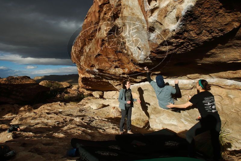 Bouldering in Hueco Tanks on 02/03/2019 with Blue Lizard Climbing and Yoga

Filename: SRM_20190203_1724250.jpg
Aperture: f/8.0
Shutter Speed: 1/400
Body: Canon EOS-1D Mark II
Lens: Canon EF 16-35mm f/2.8 L