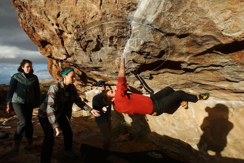 Bouldering in Hueco Tanks on 02/03/2019 with Blue Lizard Climbing and Yoga

Filename: SRM_20190203_1741540.jpg
Aperture: f/5.6
Shutter Speed: 1/640
Body: Canon EOS-1D Mark II
Lens: Canon EF 16-35mm f/2.8 L