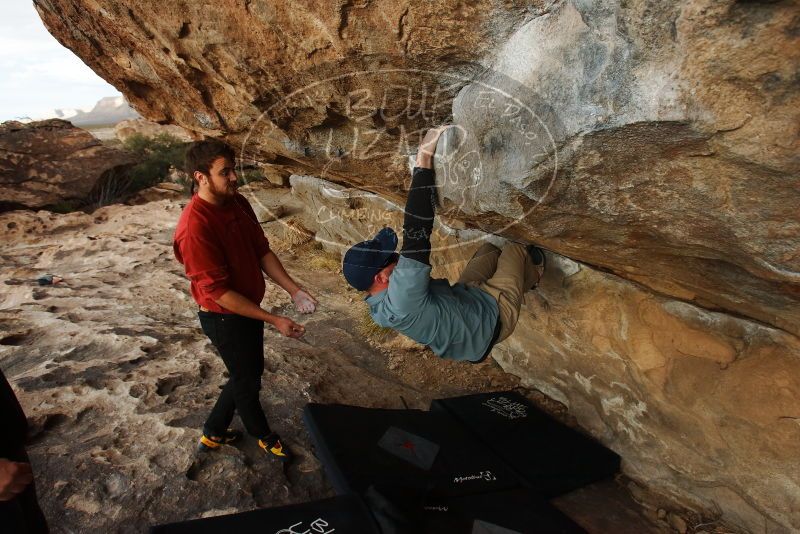 Bouldering in Hueco Tanks on 02/03/2019 with Blue Lizard Climbing and Yoga

Filename: SRM_20190203_1754370.jpg
Aperture: f/5.6
Shutter Speed: 1/320
Body: Canon EOS-1D Mark II
Lens: Canon EF 16-35mm f/2.8 L