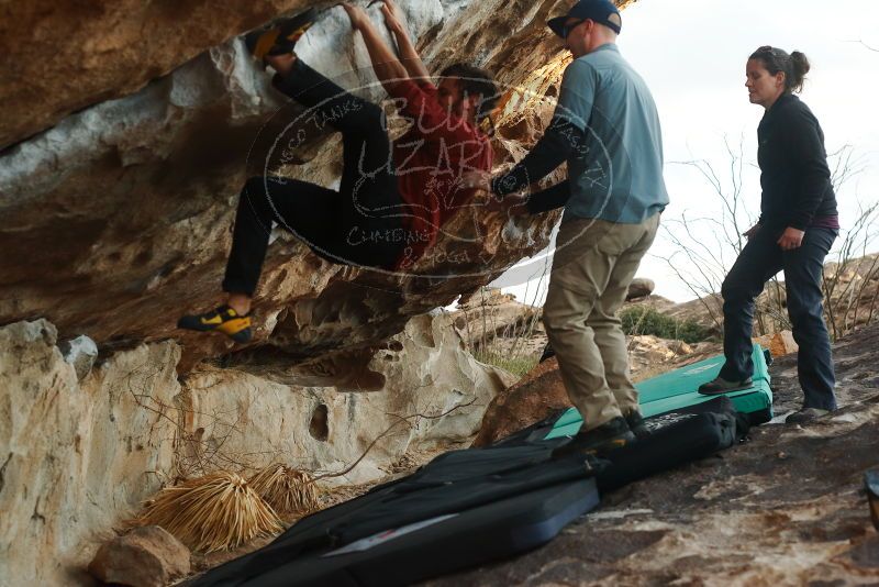 Bouldering in Hueco Tanks on 02/03/2019 with Blue Lizard Climbing and Yoga

Filename: SRM_20190203_1826020.jpg
Aperture: f/4.0
Shutter Speed: 1/400
Body: Canon EOS-1D Mark II
Lens: Canon EF 50mm f/1.8 II