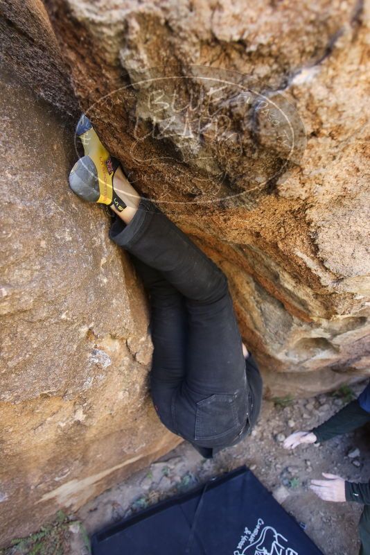 Bouldering in Hueco Tanks on 02/02/2019 with Blue Lizard Climbing and Yoga

Filename: SRM_20190202_1328150.jpg
Aperture: f/3.2
Shutter Speed: 1/200
Body: Canon EOS-1D Mark II
Lens: Canon EF 16-35mm f/2.8 L