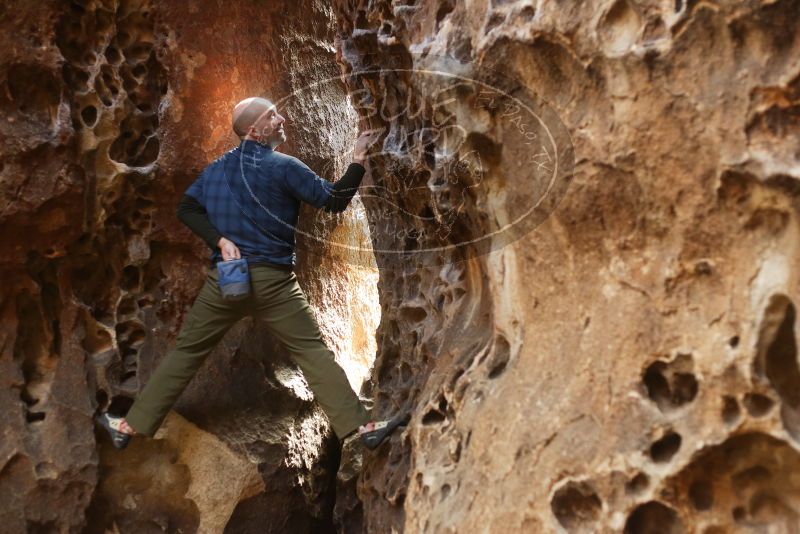 Bouldering in Hueco Tanks on 02/02/2019 with Blue Lizard Climbing and Yoga

Filename: SRM_20190202_1453380.jpg
Aperture: f/2.8
Shutter Speed: 1/200
Body: Canon EOS-1D Mark II
Lens: Canon EF 50mm f/1.8 II