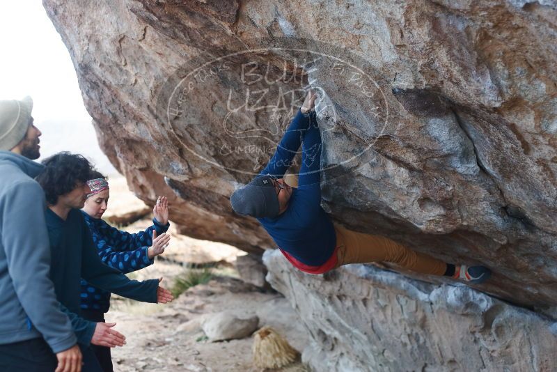 Bouldering in Hueco Tanks on 02/09/2019 with Blue Lizard Climbing and Yoga

Filename: SRM_20190209_1028230.jpg
Aperture: f/2.8
Shutter Speed: 1/400
Body: Canon EOS-1D Mark II
Lens: Canon EF 50mm f/1.8 II