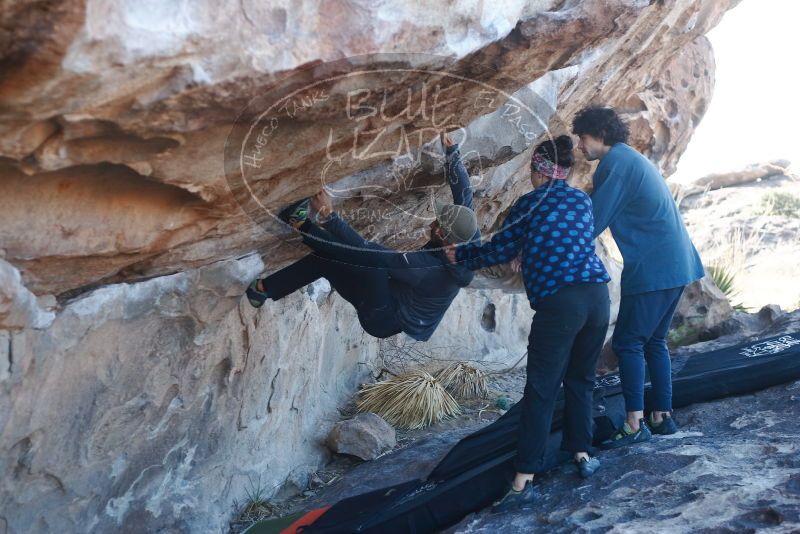 Bouldering in Hueco Tanks on 02/09/2019 with Blue Lizard Climbing and Yoga

Filename: SRM_20190209_1046370.jpg
Aperture: f/3.2
Shutter Speed: 1/400
Body: Canon EOS-1D Mark II
Lens: Canon EF 50mm f/1.8 II