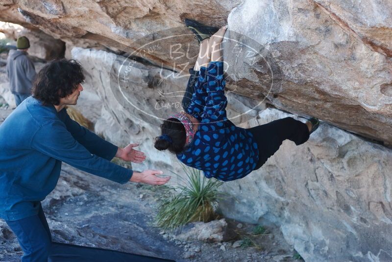 Bouldering in Hueco Tanks on 02/09/2019 with Blue Lizard Climbing and Yoga

Filename: SRM_20190209_1048410.jpg
Aperture: f/4.0
Shutter Speed: 1/200
Body: Canon EOS-1D Mark II
Lens: Canon EF 50mm f/1.8 II