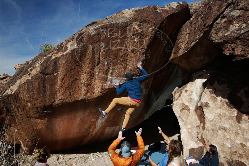 Bouldering in Hueco Tanks on 02/09/2019 with Blue Lizard Climbing and Yoga

Filename: SRM_20190209_1159160.jpg
Aperture: f/5.6
Shutter Speed: 1/250
Body: Canon EOS-1D Mark II
Lens: Canon EF 16-35mm f/2.8 L