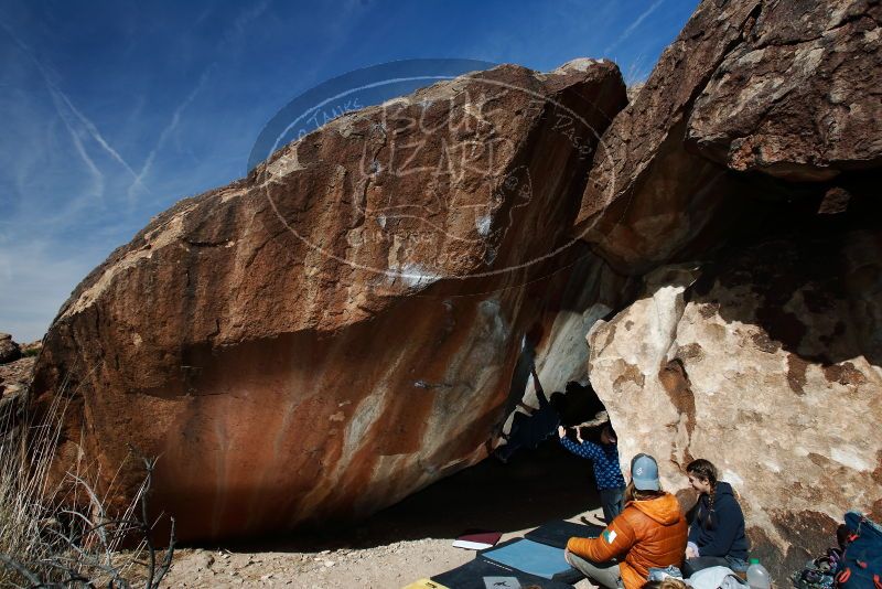 Bouldering in Hueco Tanks on 02/09/2019 with Blue Lizard Climbing and Yoga

Filename: SRM_20190209_1204540.jpg
Aperture: f/5.6
Shutter Speed: 1/250
Body: Canon EOS-1D Mark II
Lens: Canon EF 16-35mm f/2.8 L