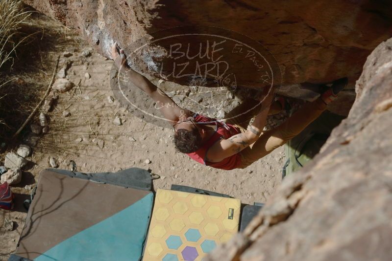 Bouldering in Hueco Tanks on 02/09/2019 with Blue Lizard Climbing and Yoga

Filename: SRM_20190209_1234470.jpg
Aperture: f/4.0
Shutter Speed: 1/1600
Body: Canon EOS-1D Mark II
Lens: Canon EF 50mm f/1.8 II