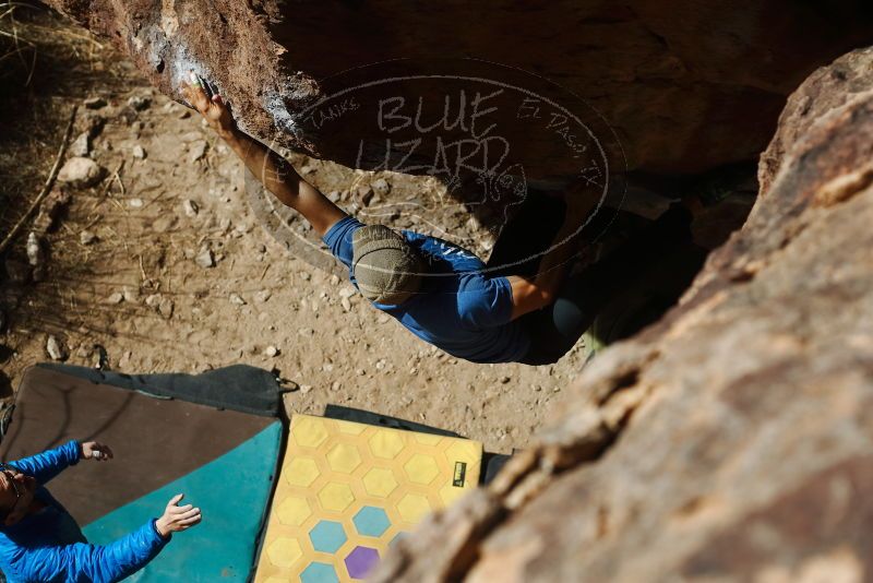 Bouldering in Hueco Tanks on 02/09/2019 with Blue Lizard Climbing and Yoga

Filename: SRM_20190209_1239350.jpg
Aperture: f/4.0
Shutter Speed: 1/1600
Body: Canon EOS-1D Mark II
Lens: Canon EF 50mm f/1.8 II