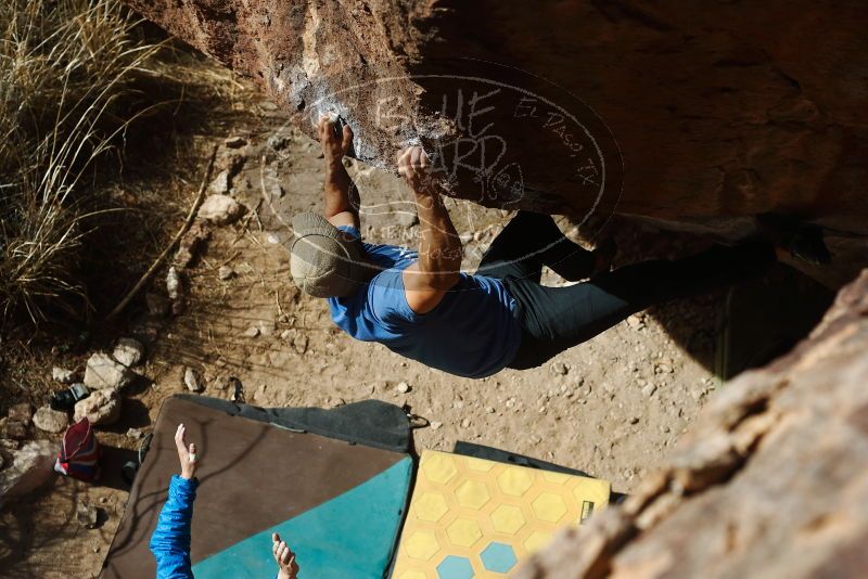 Bouldering in Hueco Tanks on 02/09/2019 with Blue Lizard Climbing and Yoga

Filename: SRM_20190209_1239530.jpg
Aperture: f/4.0
Shutter Speed: 1/1250
Body: Canon EOS-1D Mark II
Lens: Canon EF 50mm f/1.8 II