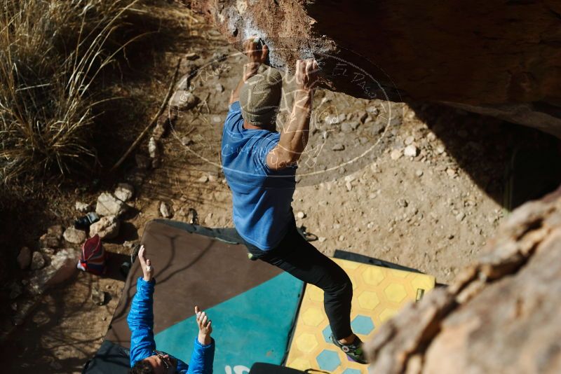 Bouldering in Hueco Tanks on 02/09/2019 with Blue Lizard Climbing and Yoga

Filename: SRM_20190209_1239531.jpg
Aperture: f/4.0
Shutter Speed: 1/2000
Body: Canon EOS-1D Mark II
Lens: Canon EF 50mm f/1.8 II