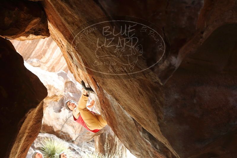 Bouldering in Hueco Tanks on 02/09/2019 with Blue Lizard Climbing and Yoga

Filename: SRM_20190209_1303220.jpg
Aperture: f/4.0
Shutter Speed: 1/250
Body: Canon EOS-1D Mark II
Lens: Canon EF 50mm f/1.8 II