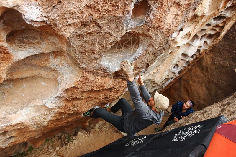 Bouldering in Hueco Tanks on 02/09/2019 with Blue Lizard Climbing and Yoga

Filename: SRM_20190209_1546210.jpg
Aperture: f/5.6
Shutter Speed: 1/320
Body: Canon EOS-1D Mark II
Lens: Canon EF 16-35mm f/2.8 L