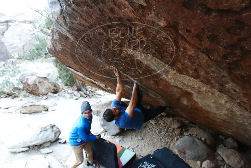 Bouldering in Hueco Tanks on 02/09/2019 with Blue Lizard Climbing and Yoga

Filename: SRM_20190209_1658100.jpg
Aperture: f/7.1
Shutter Speed: 1/250
Body: Canon EOS-1D Mark II
Lens: Canon EF 16-35mm f/2.8 L