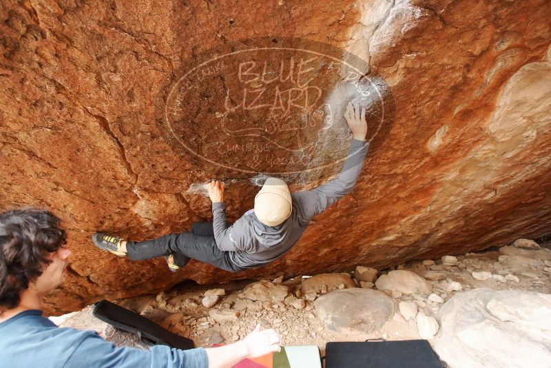 Bouldering in Hueco Tanks on 02/09/2019 with Blue Lizard Climbing and Yoga

Filename: SRM_20190209_1733580.jpg
Aperture: f/3.5
Shutter Speed: 1/160
Body: Canon EOS-1D Mark II
Lens: Canon EF 16-35mm f/2.8 L