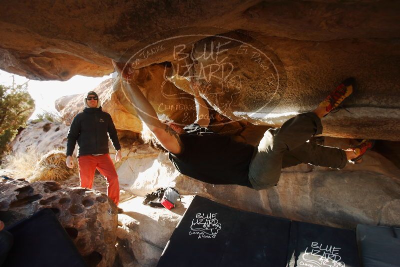 Bouldering in Hueco Tanks on 02/17/2019 with Blue Lizard Climbing and Yoga

Filename: SRM_20190217_1736430.jpg
Aperture: f/4.0
Shutter Speed: 1/250
Body: Canon EOS-1D Mark II
Lens: Canon EF 16-35mm f/2.8 L