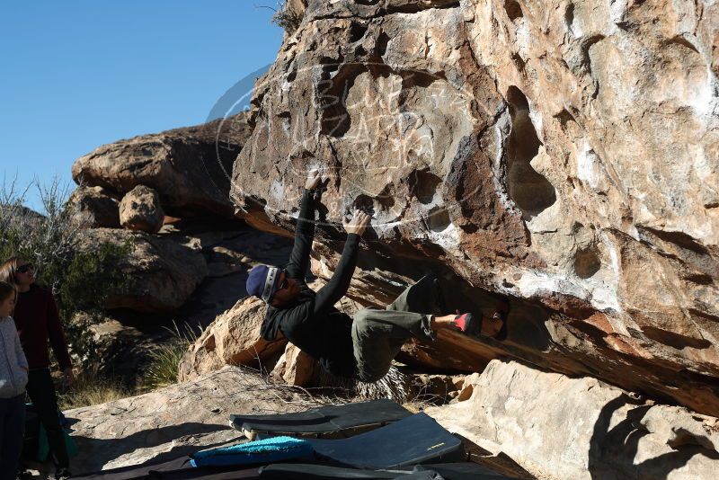 Bouldering in Hueco Tanks on 02/22/2019 with Blue Lizard Climbing and Yoga

Filename: SRM_20190222_1012170.jpg
Aperture: f/4.0
Shutter Speed: 1/640
Body: Canon EOS-1D Mark II
Lens: Canon EF 50mm f/1.8 II